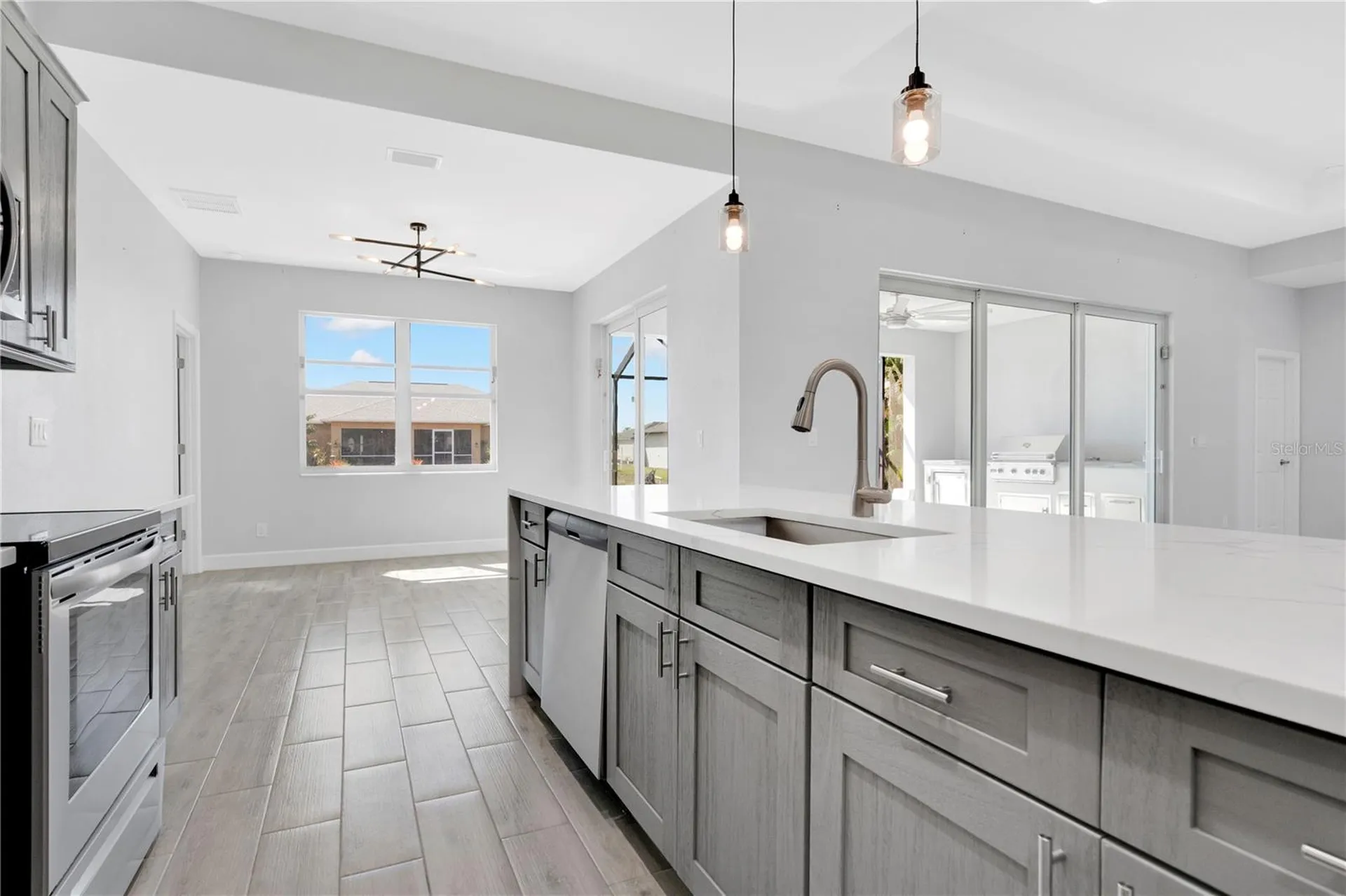 1306 NE 2nd Avenue Cape Coral FL 33909