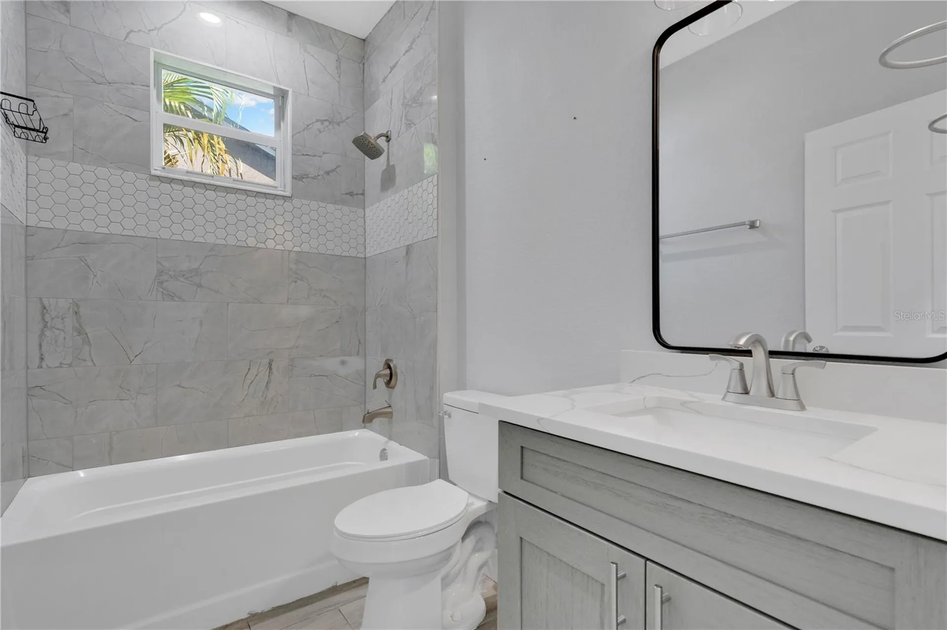 1306 NE 2nd Avenue Cape Coral FL 33909