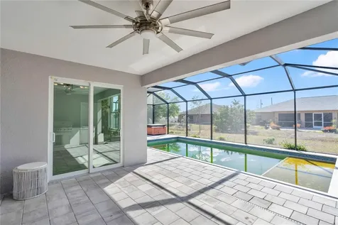 1306 NE 2nd Avenue Cape Coral FL 33909