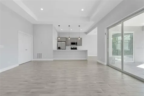 1306 NE 2nd Avenue Cape Coral FL 33909