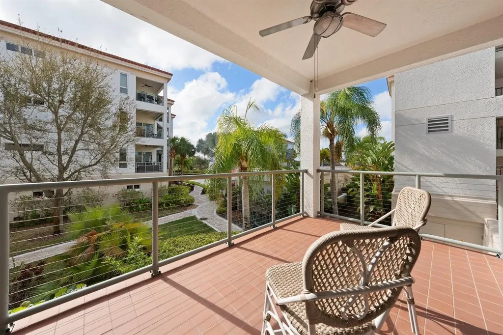 1030 Bellasol Way Apollo Beach FL 33572