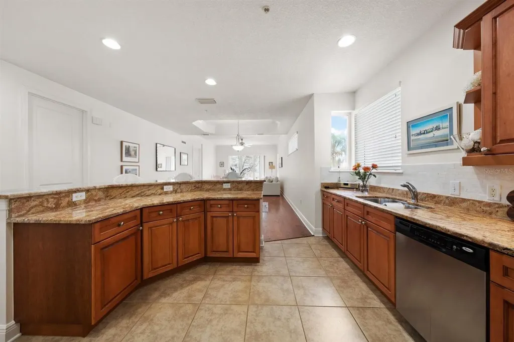 1030 Bellasol Way Apollo Beach FL 33572