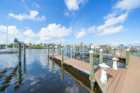 1030 Bellasol Way Apollo Beach FL 33572