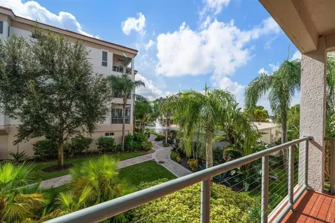 1030 Bellasol Way Apollo Beach FL 33572