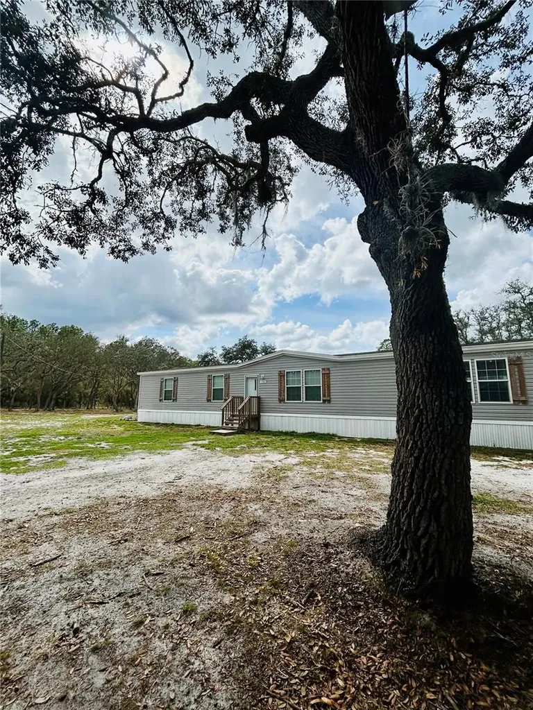1150 NE 115 Avenue Silver Springs FL 34488