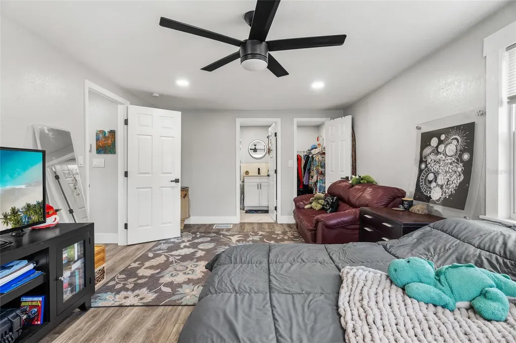 5135 Old Bradenton Road Sarasota FL 34234