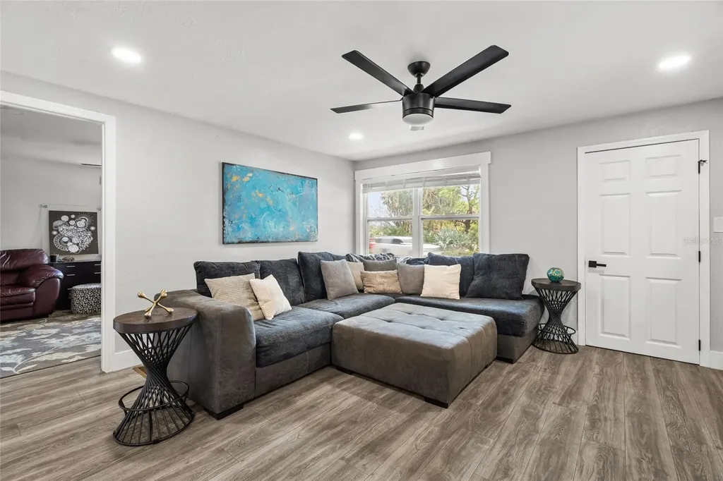 5135 Old Bradenton Road Sarasota FL 34234