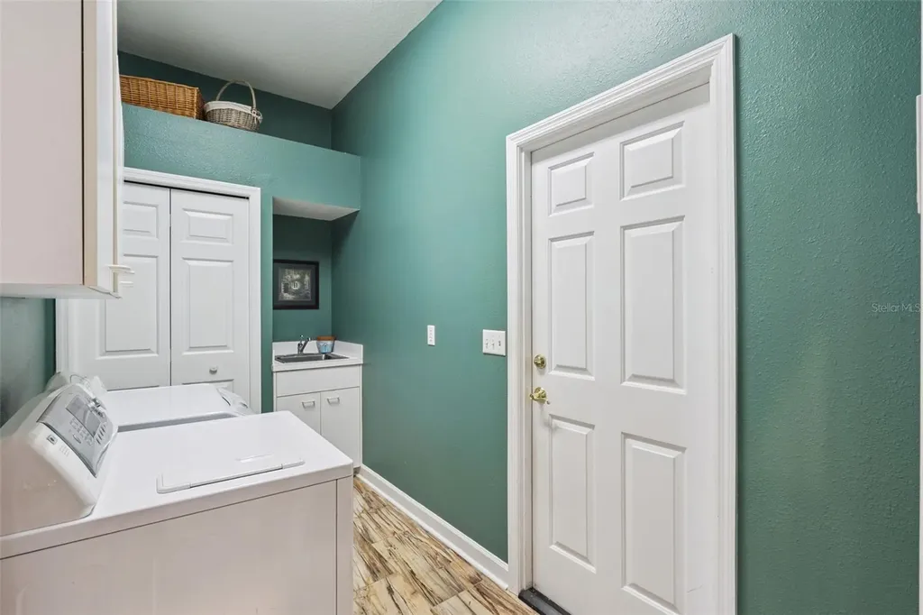 8725 Summerville Place Orlando FL 32819