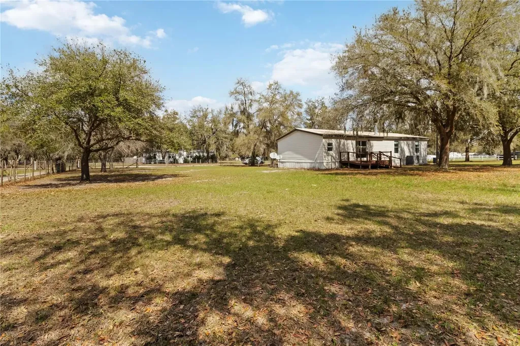 2903 Pritcher Manor Court Lithia FL 33547