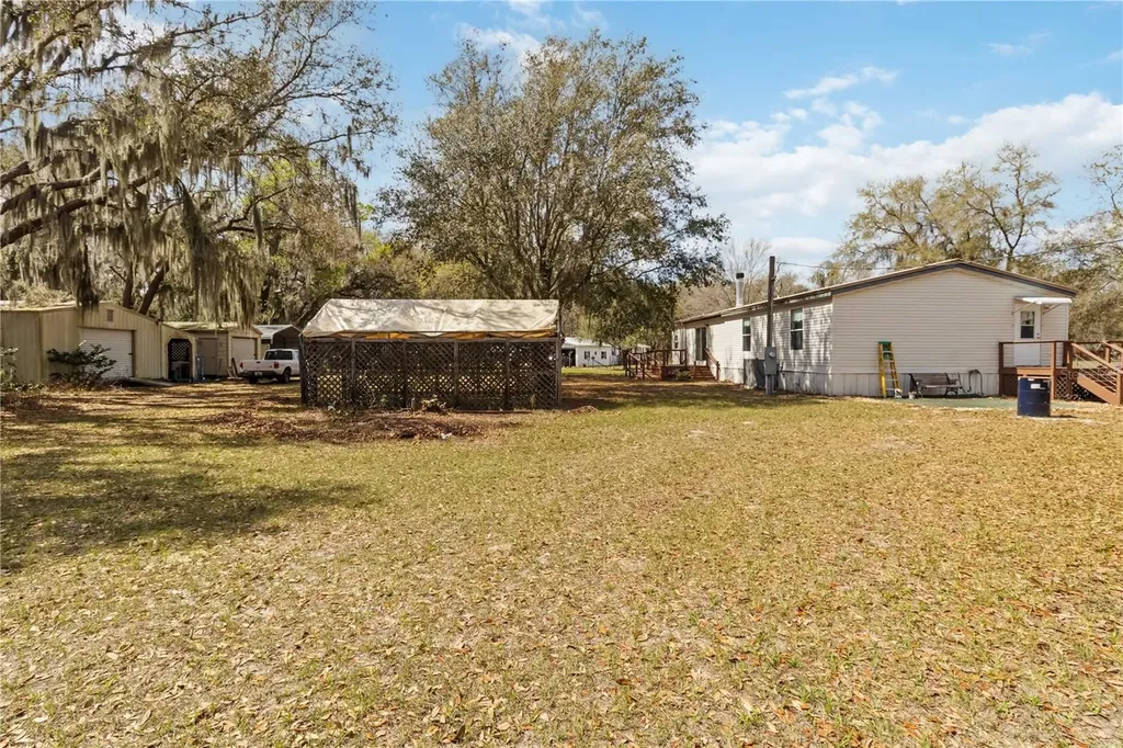 2903 Pritcher Manor Court Lithia FL 33547