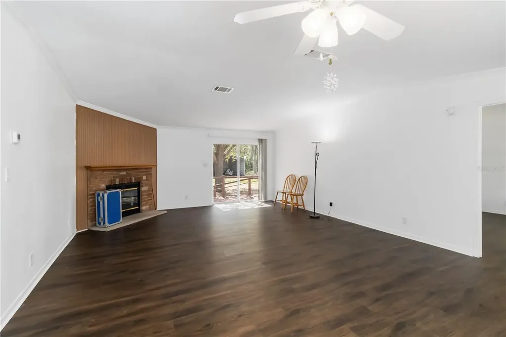 2903 Pritcher Manor Court Lithia FL 33547