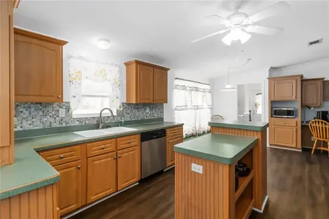 2903 Pritcher Manor Court Lithia FL 33547