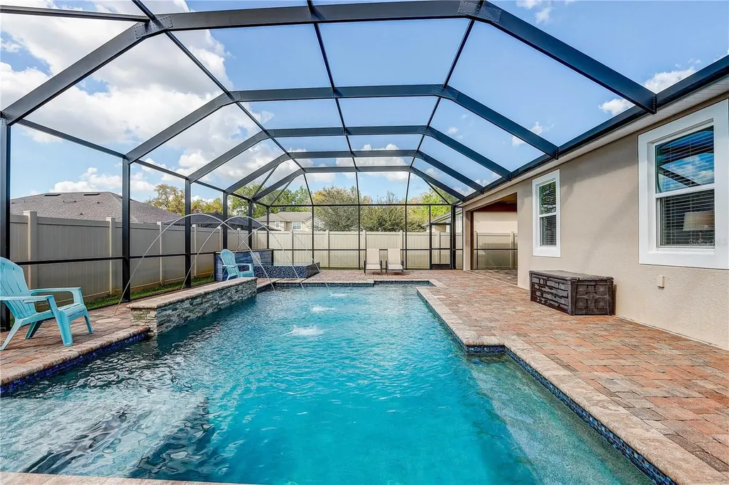 1014 Night Song Street Valrico FL 33594