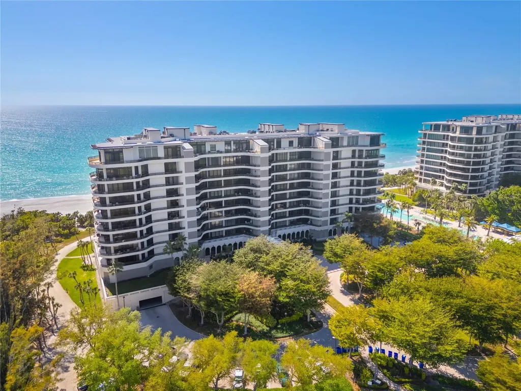 415 L Ambiance Drive Longboat Key FL 34228