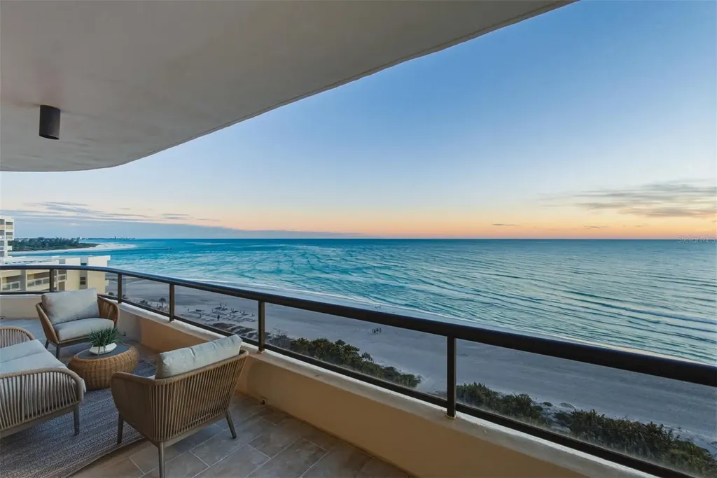 415 L Ambiance Drive Longboat Key FL 34228