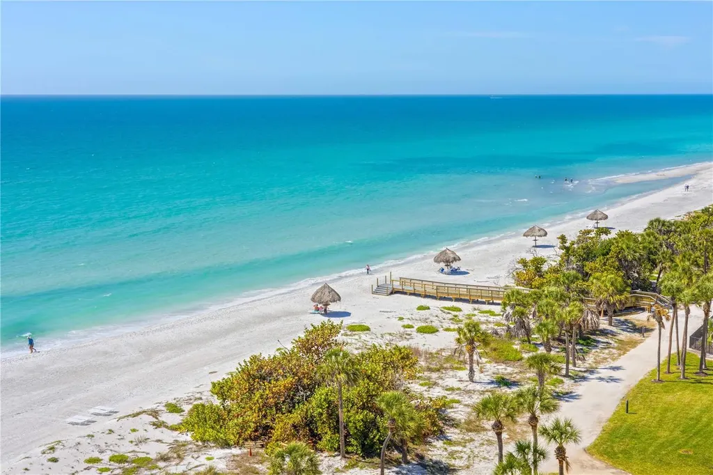 415 L Ambiance Drive Longboat Key FL 34228