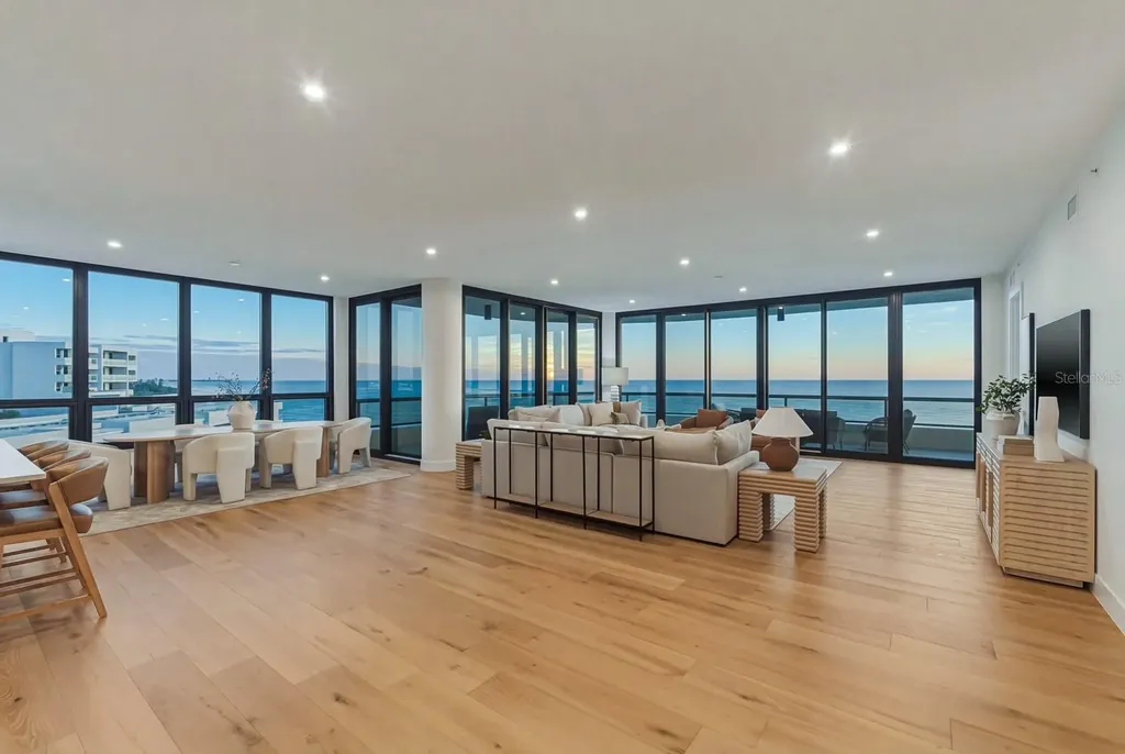 415 L Ambiance Drive Longboat Key FL 34228