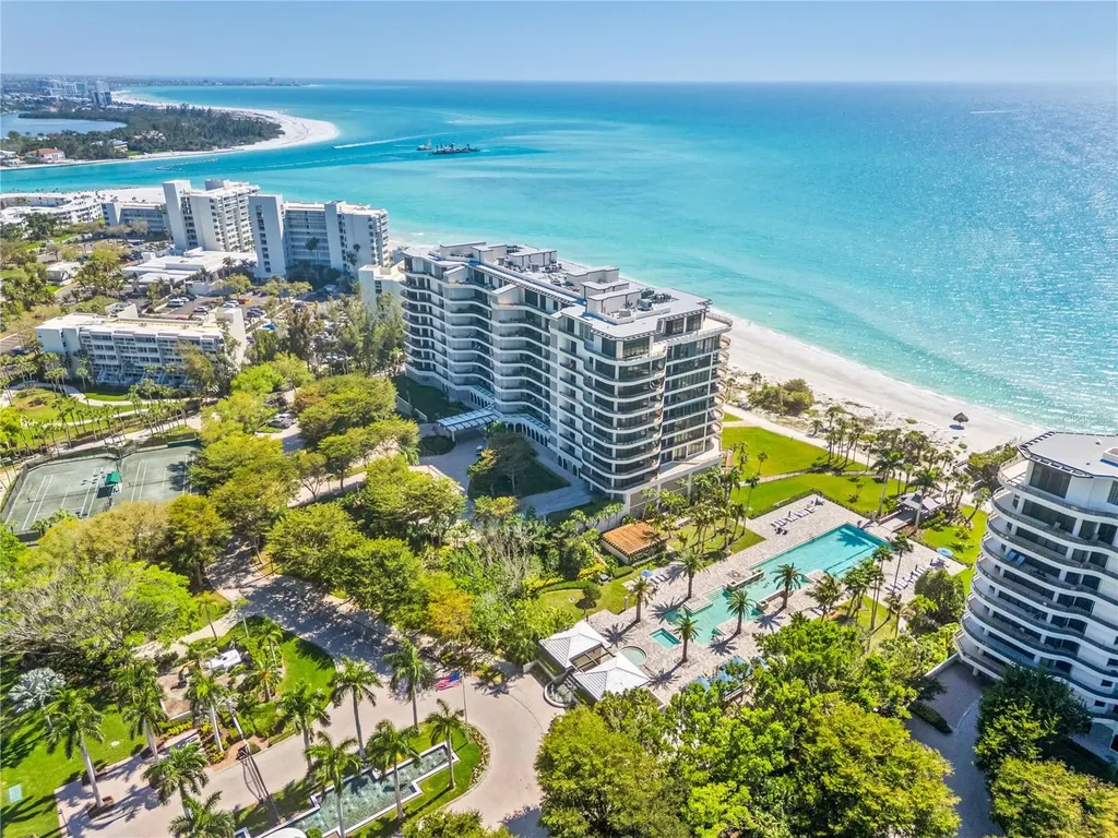 415 L Ambiance Drive Longboat Key FL 34228
