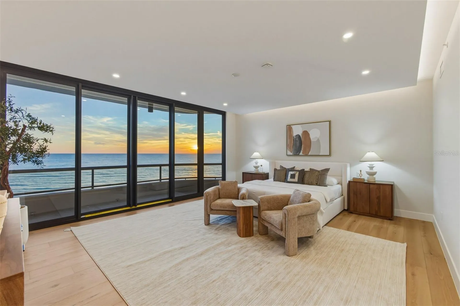 415 L Ambiance Drive Longboat Key FL 34228