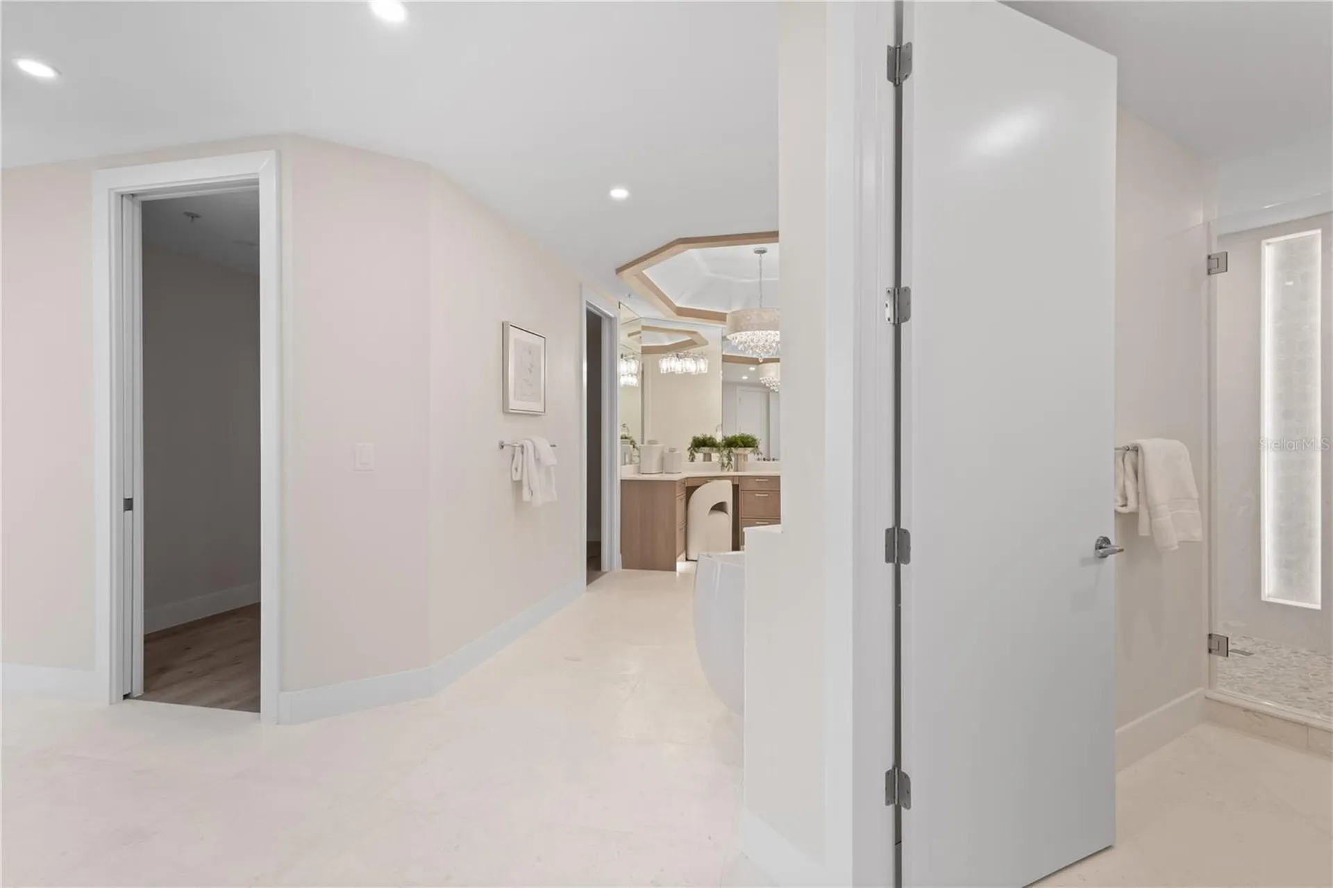 415 L Ambiance Drive Longboat Key FL 34228