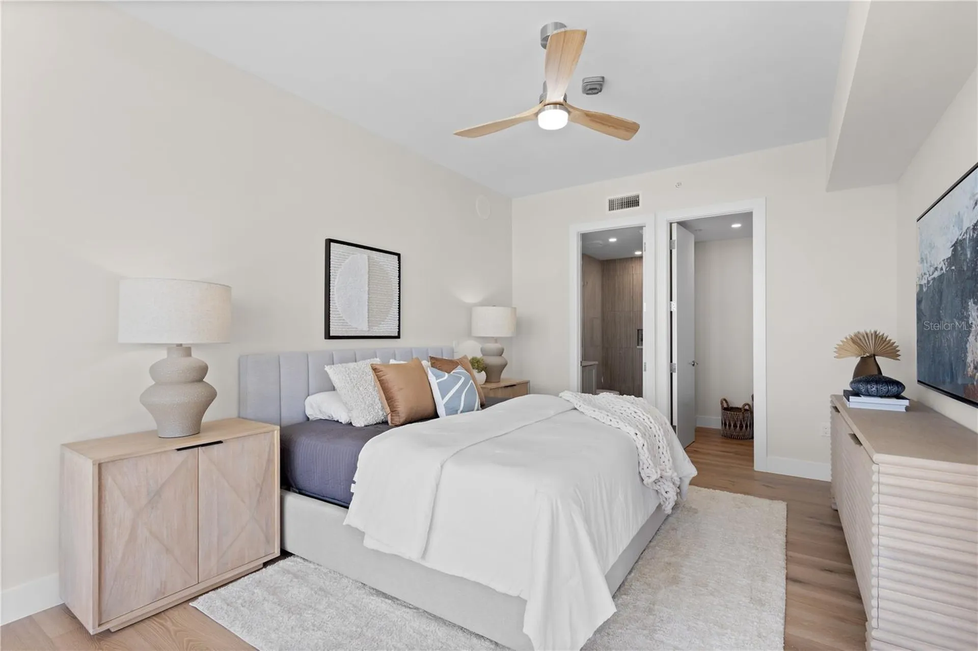 415 L Ambiance Drive Longboat Key FL 34228