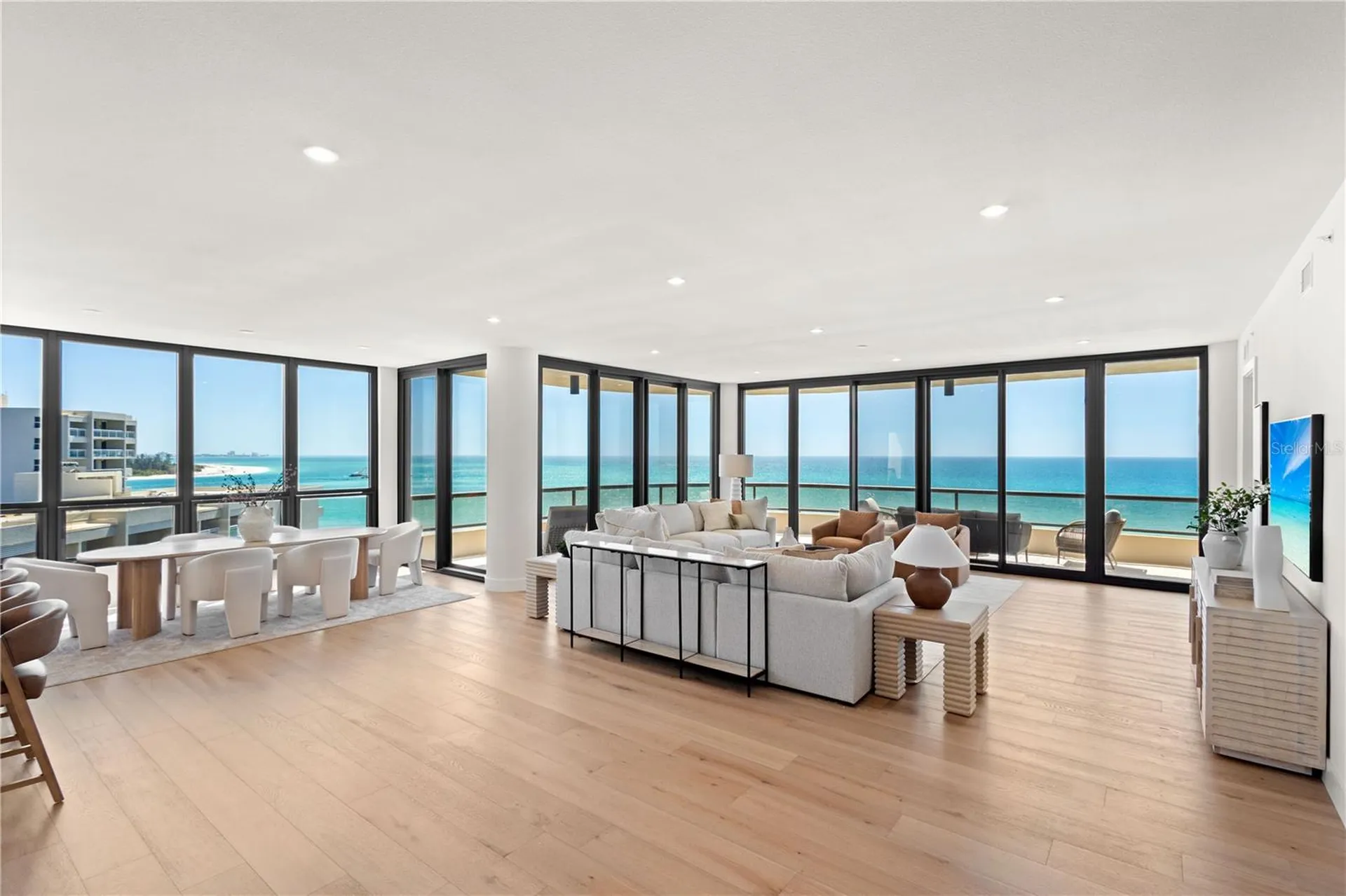 415 L Ambiance Drive Longboat Key FL 34228
