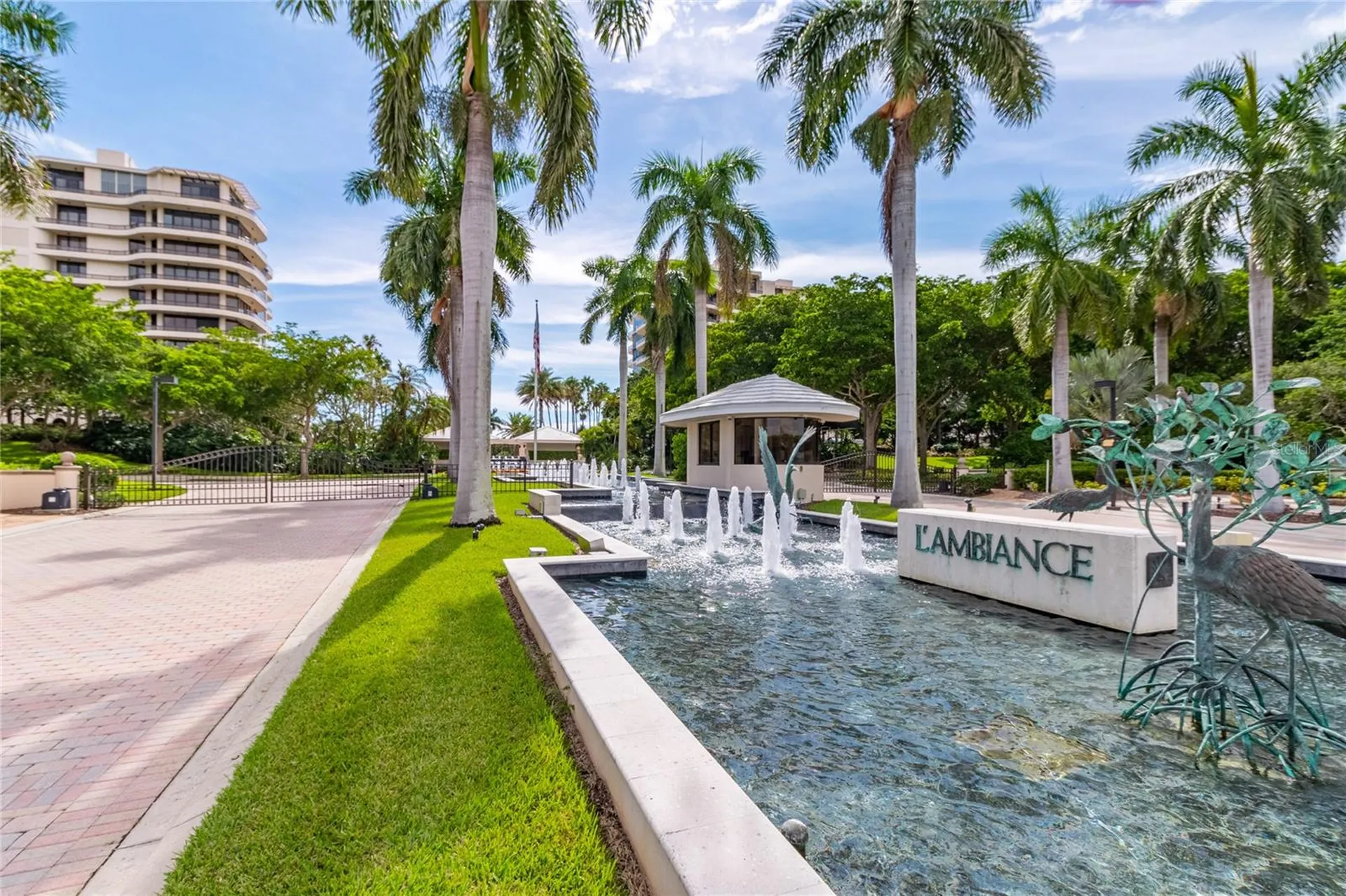415 L Ambiance Drive Longboat Key FL 34228