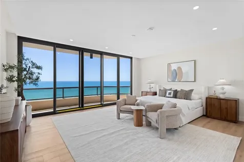 415 L Ambiance Drive Longboat Key FL 34228