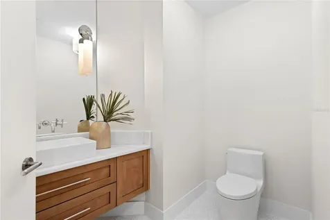 415 L Ambiance Drive Longboat Key FL 34228