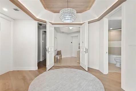 415 L Ambiance Drive Longboat Key FL 34228