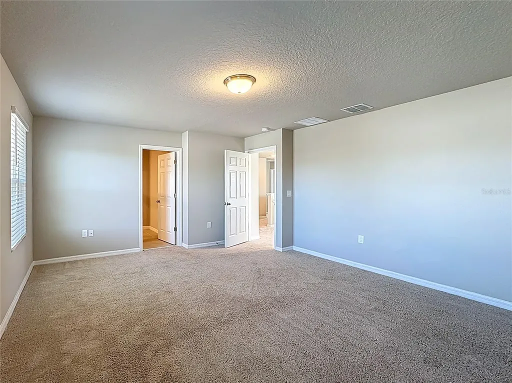 5251 Meredrew Lane St Cloud FL 34771