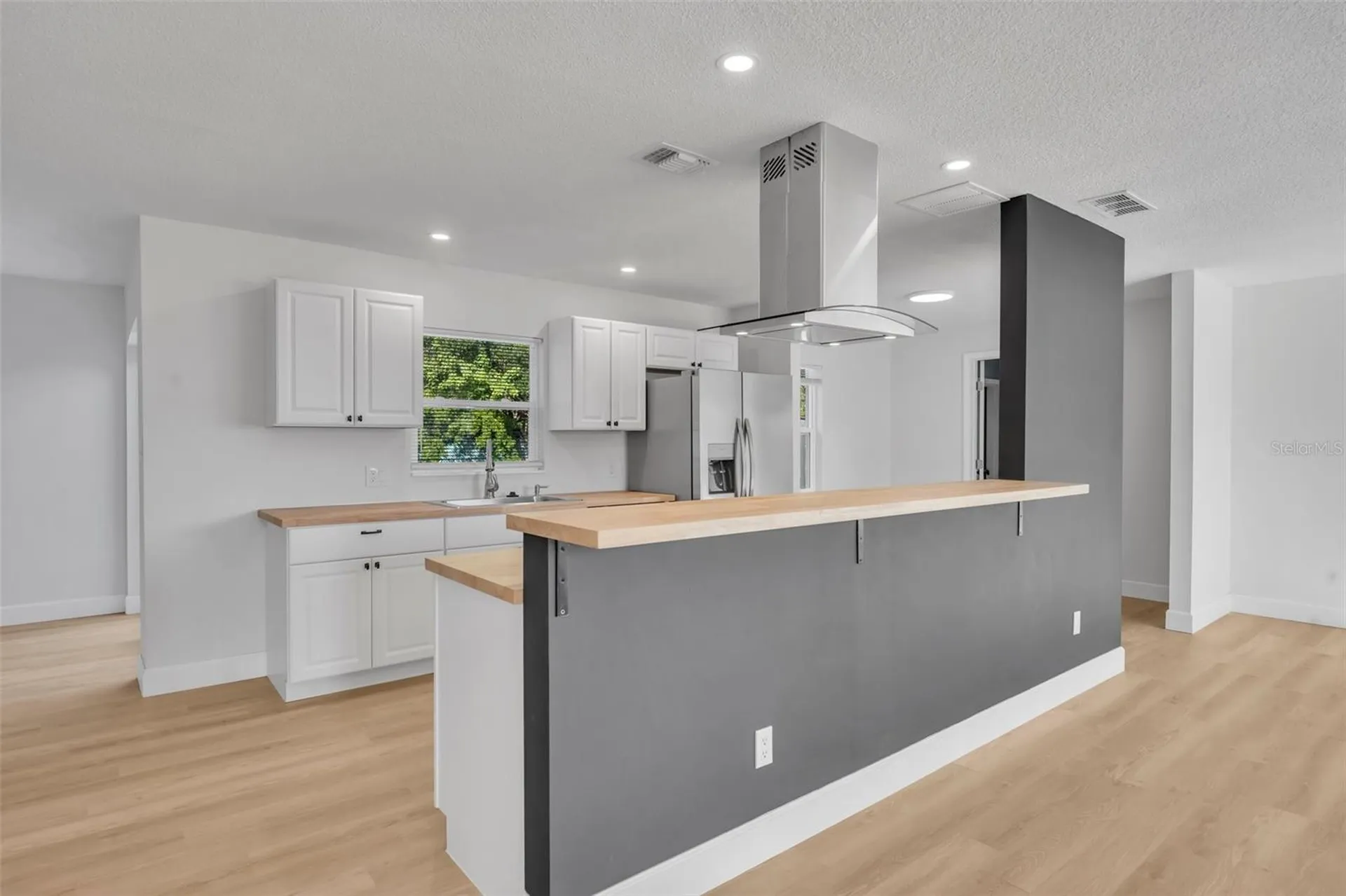 2216 Cherbourg Court Orlando FL 32808