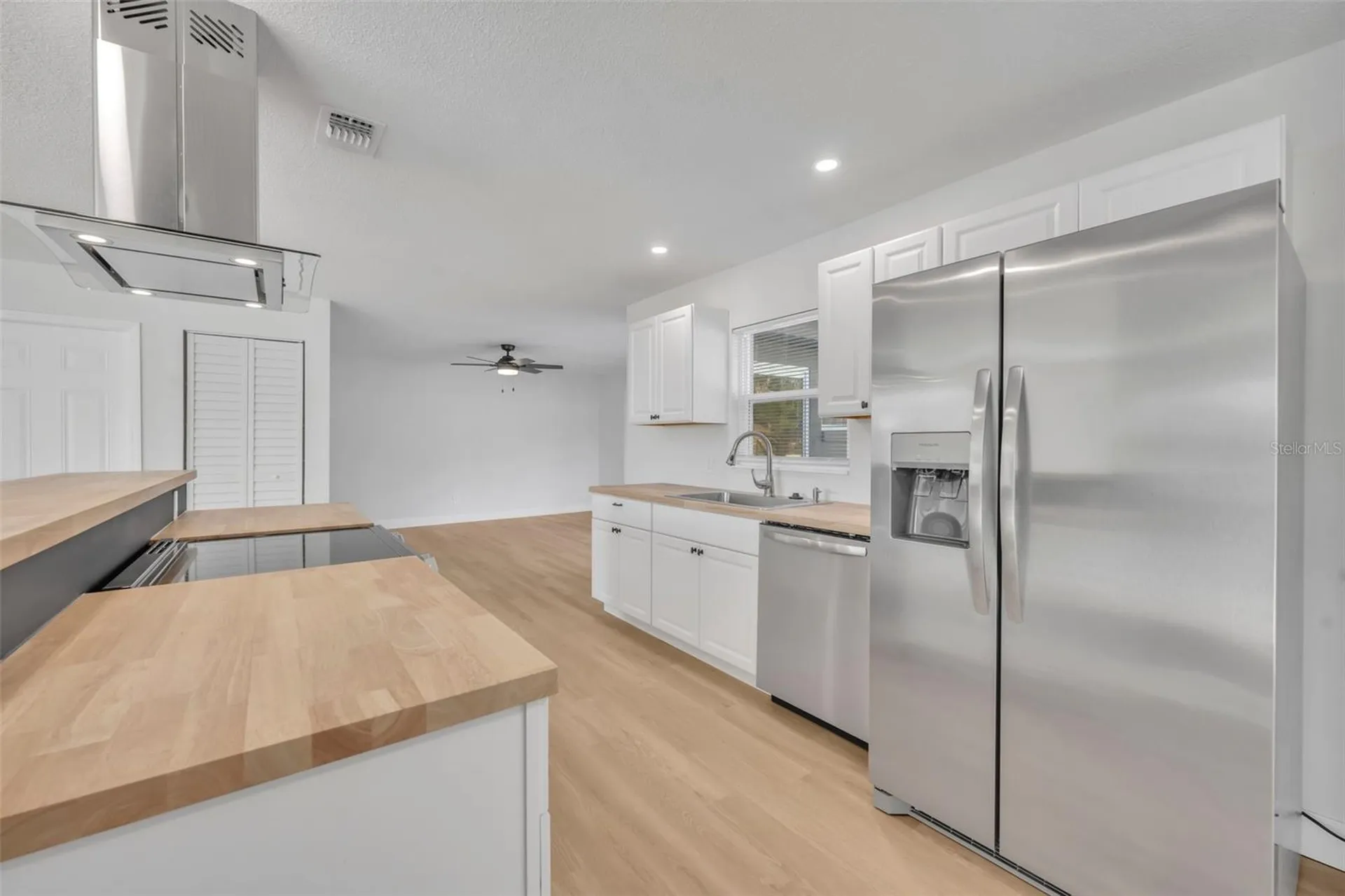 2216 Cherbourg Court Orlando FL 32808