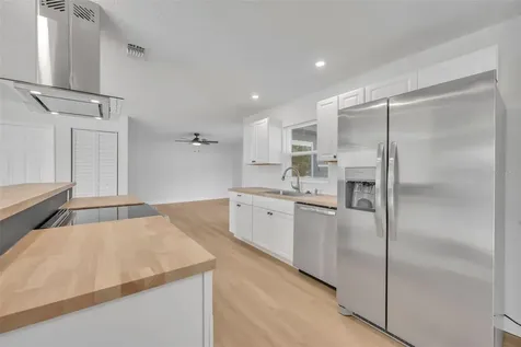 2216 Cherbourg Court Orlando FL 32808