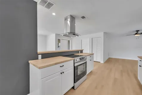 2216 Cherbourg Court Orlando FL 32808