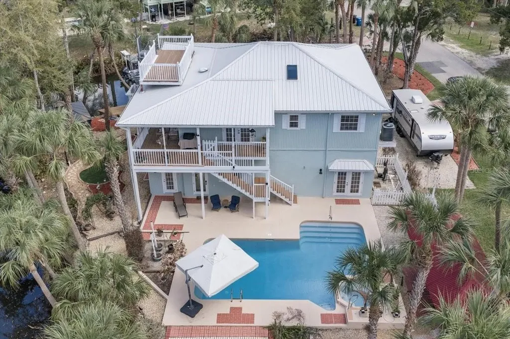 6093 Avenue Of The Palms Weeki Wachee FL 34607