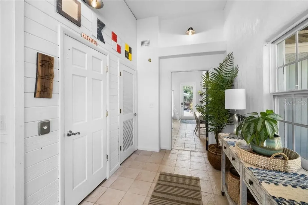 6093 Avenue Of The Palms Weeki Wachee FL 34607
