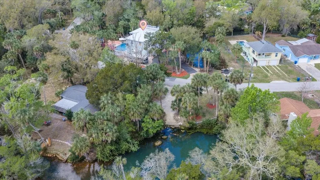 6093 Avenue Of The Palms Weeki Wachee FL 34607