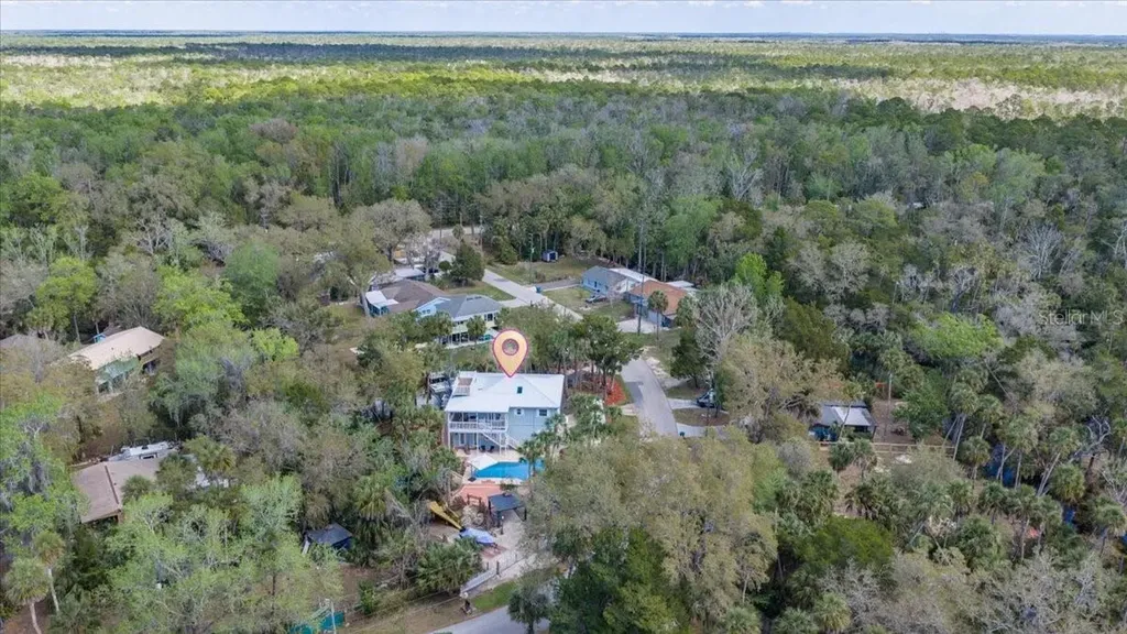 6093 Avenue Of The Palms Weeki Wachee FL 34607