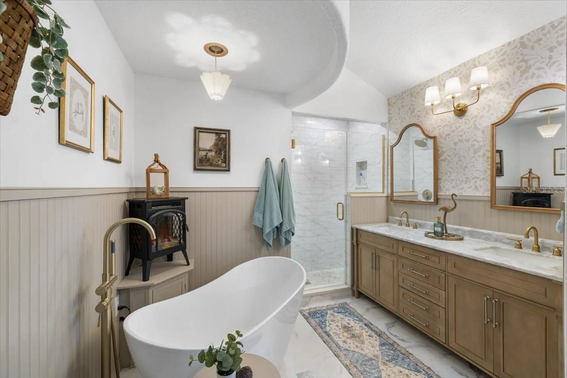 6093 Avenue Of The Palms Weeki Wachee FL 34607