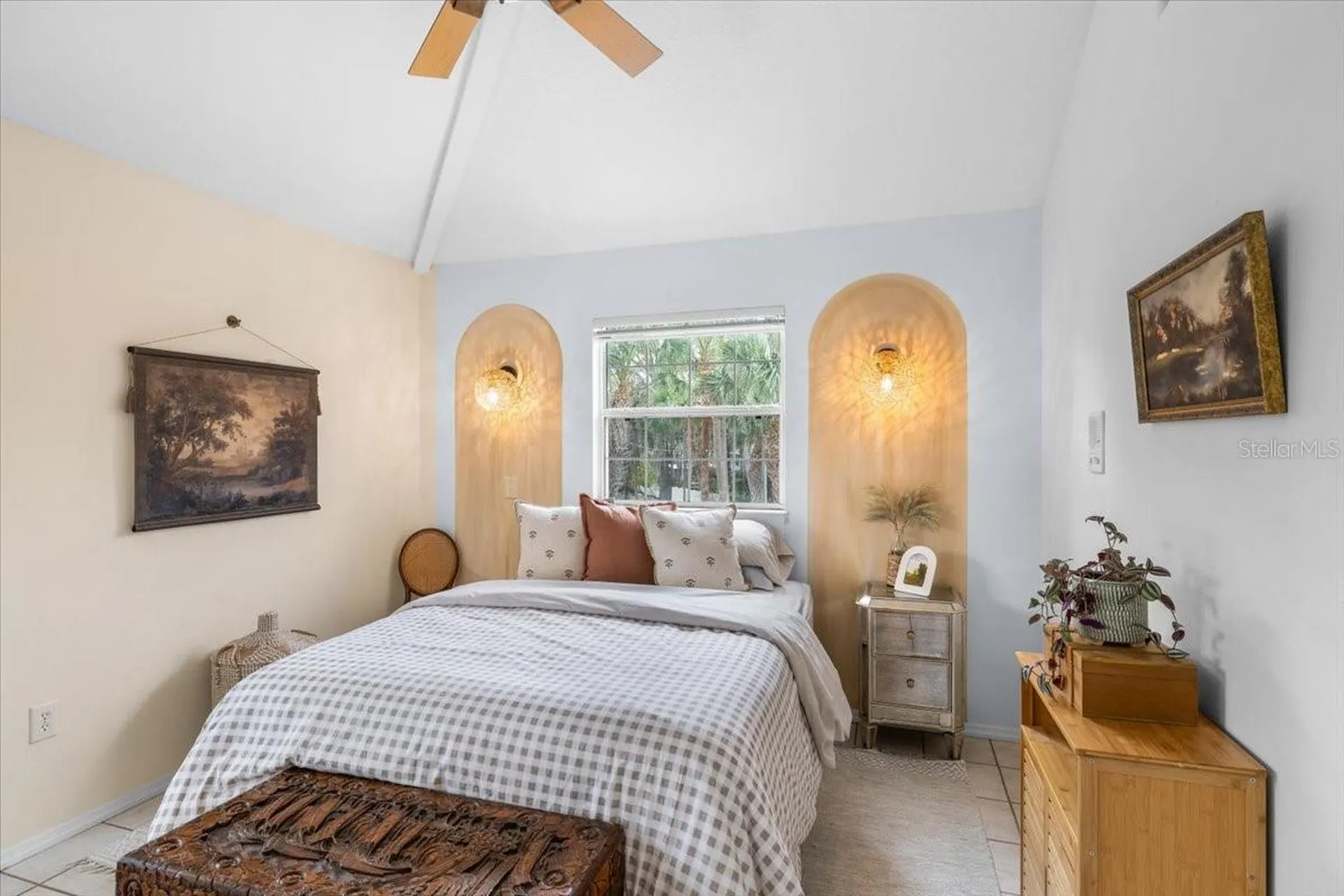 6093 Avenue Of The Palms Weeki Wachee FL 34607