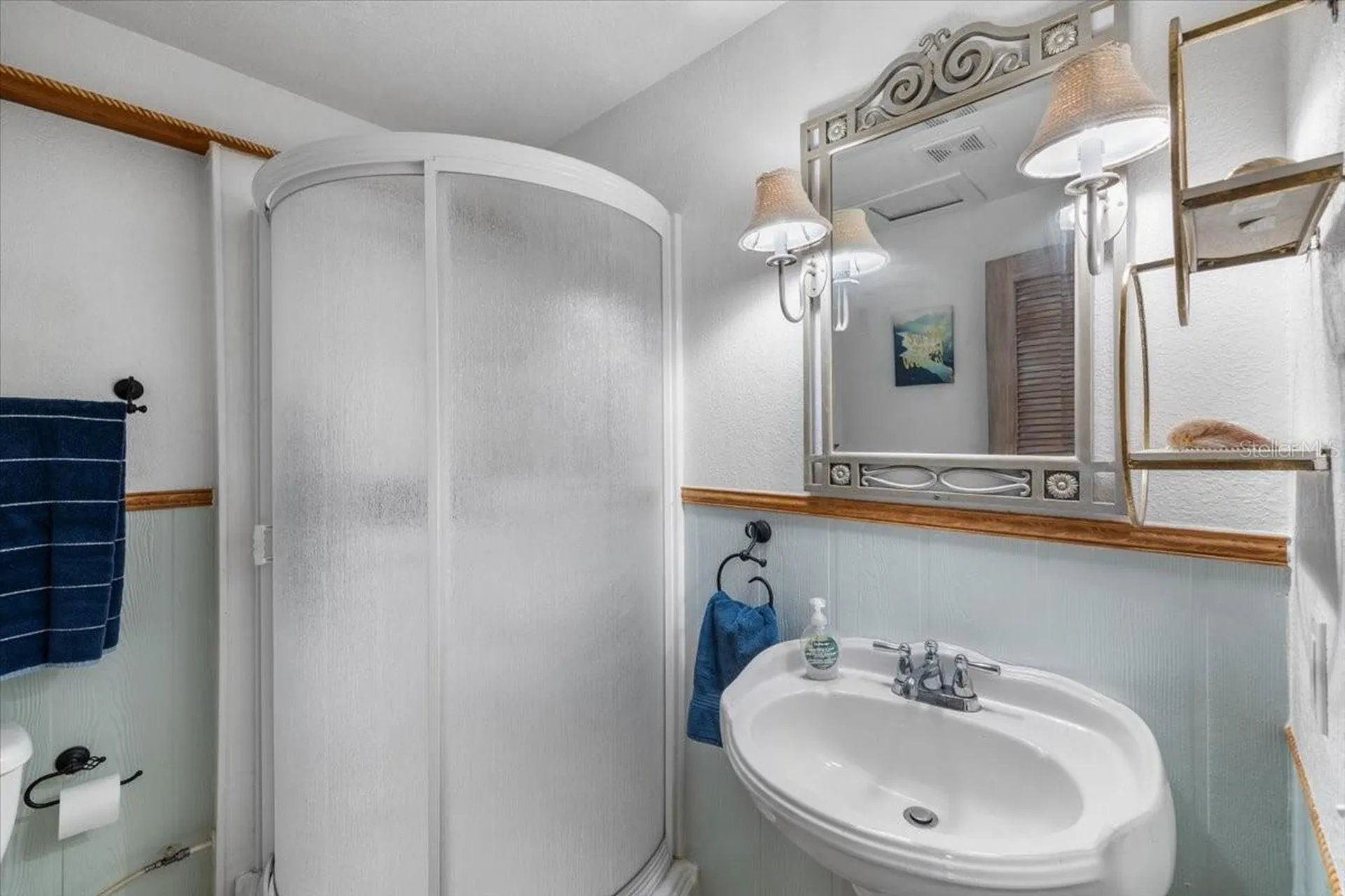 6093 Avenue Of The Palms Weeki Wachee FL 34607