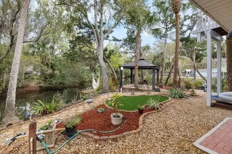 6093 Avenue Of The Palms Weeki Wachee FL 34607