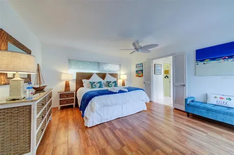 5354 Shadow Lawn Drive Sarasota FL 34242