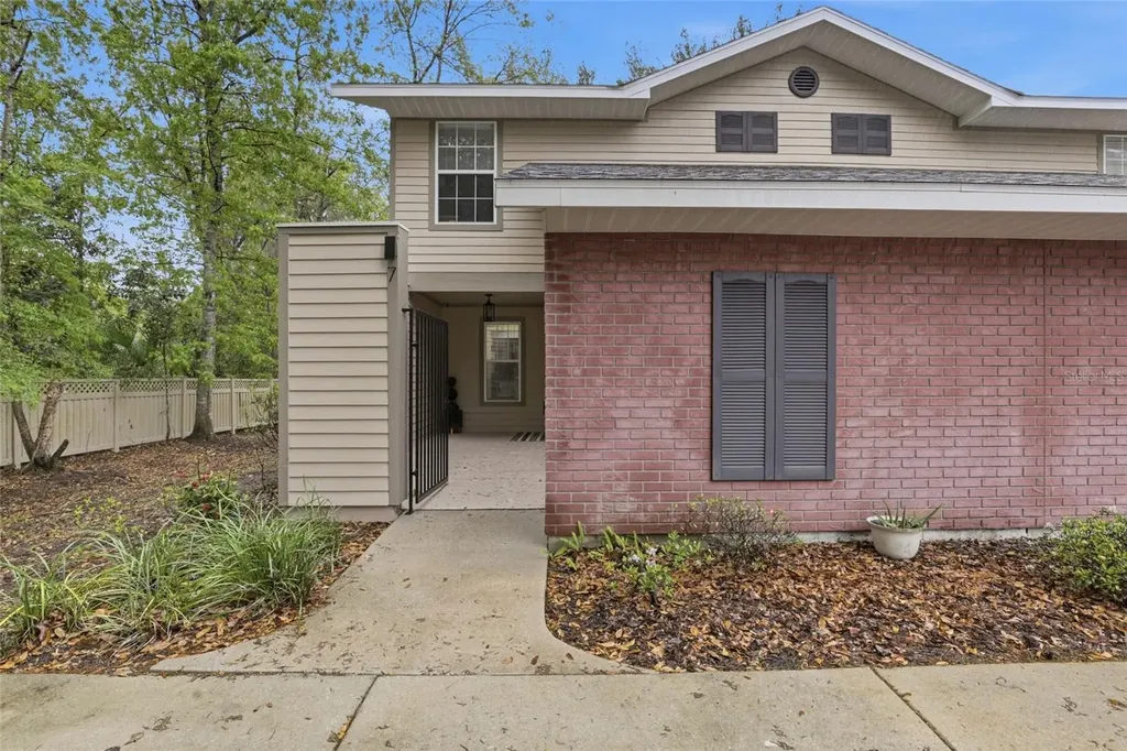 1215 NW 55 Street Gainesville FL 32605