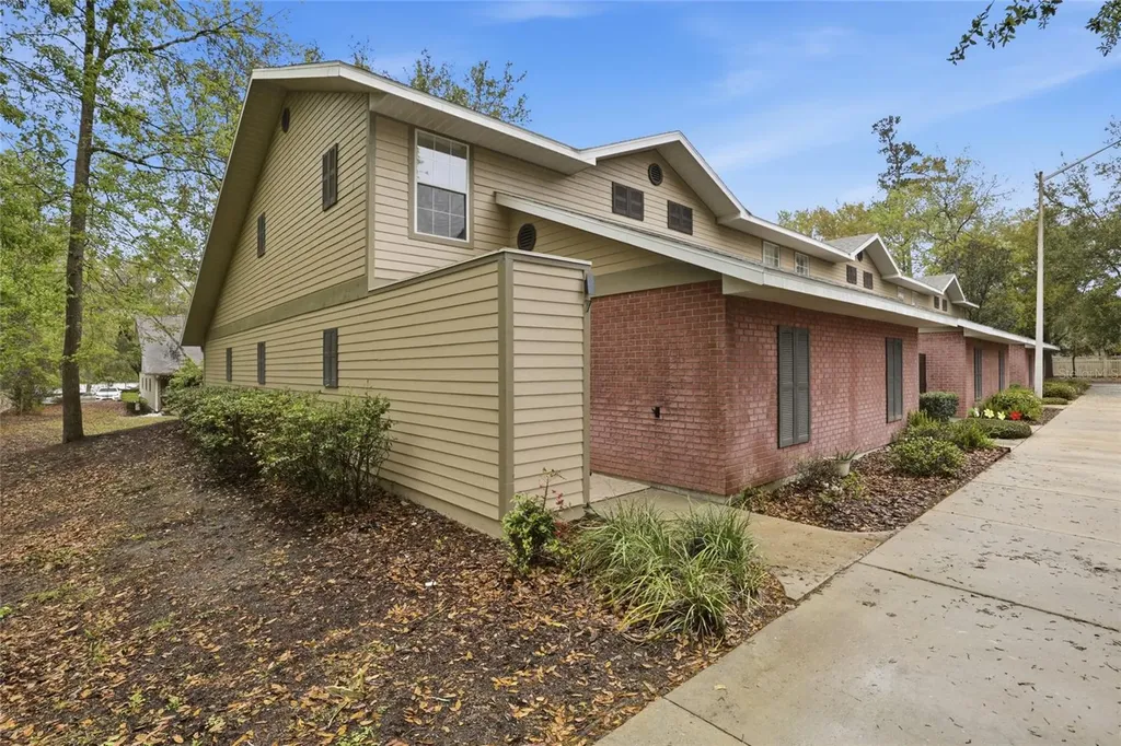 1215 NW 55 Street Gainesville FL 32605