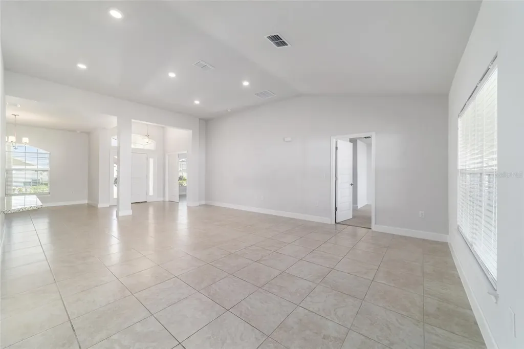 8373 SW 57th Court Ocala FL 34476