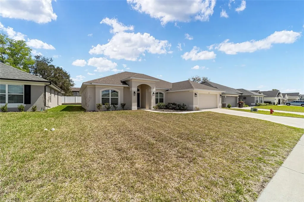 8373 SW 57th Court Ocala FL 34476