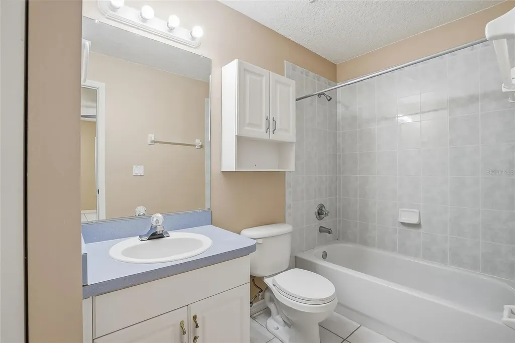 4717 Lakewood Drive Seffner FL 33584