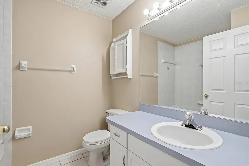 4717 Lakewood Drive Seffner FL 33584